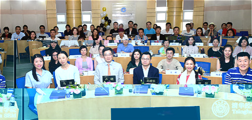 1495422582212082707.jpg 活動合影logo.jpg