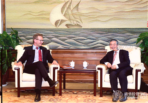1495092339552039190.jpg 0515會談古何合影_meitu_1.jpg